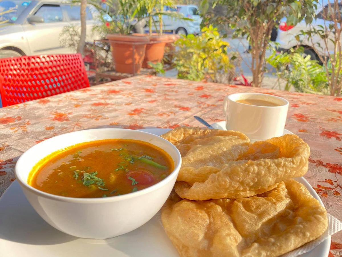 Airport Hotel Katmandu Dış mekan fotoğraf