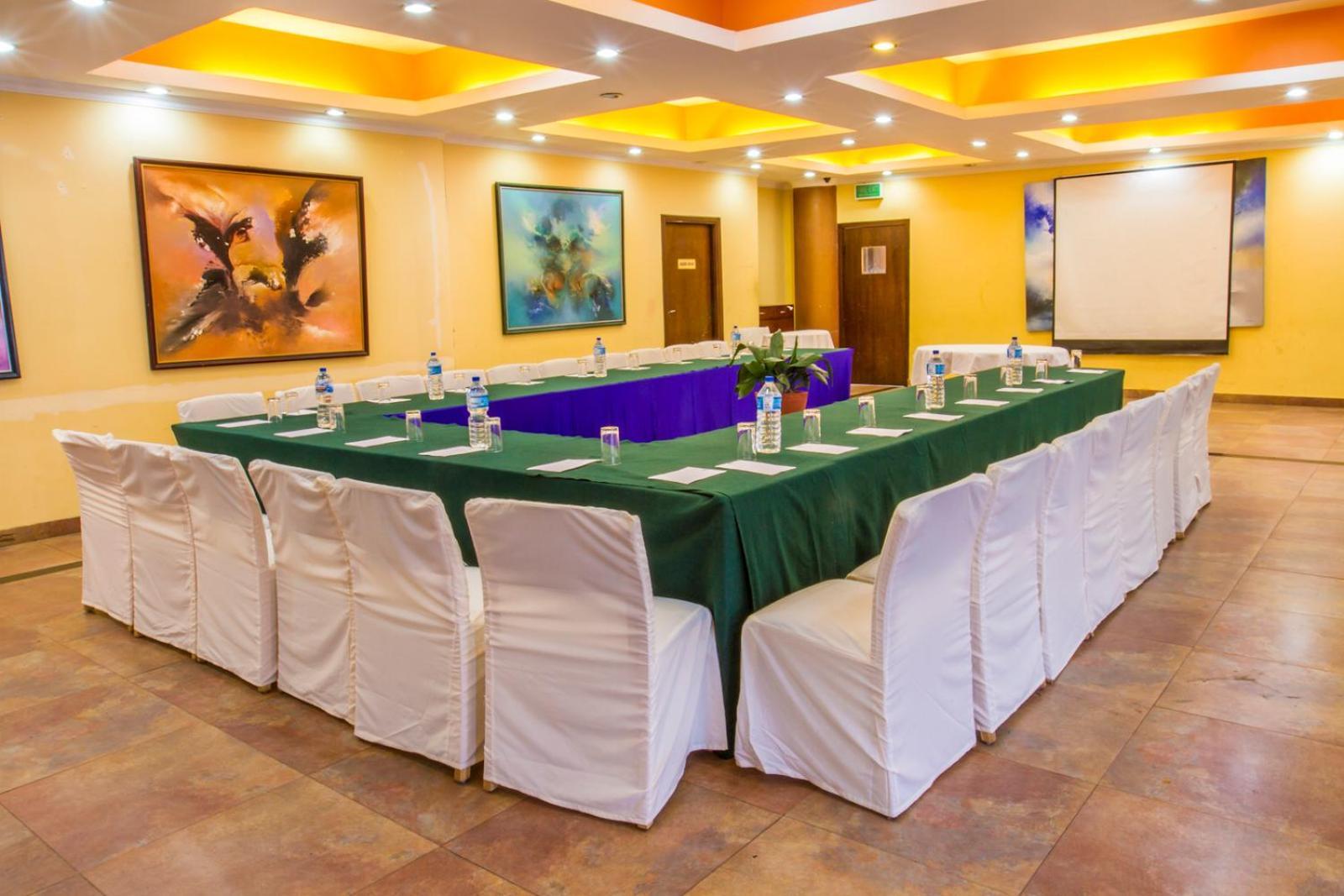 Airport Hotel Katmandu Dış mekan fotoğraf