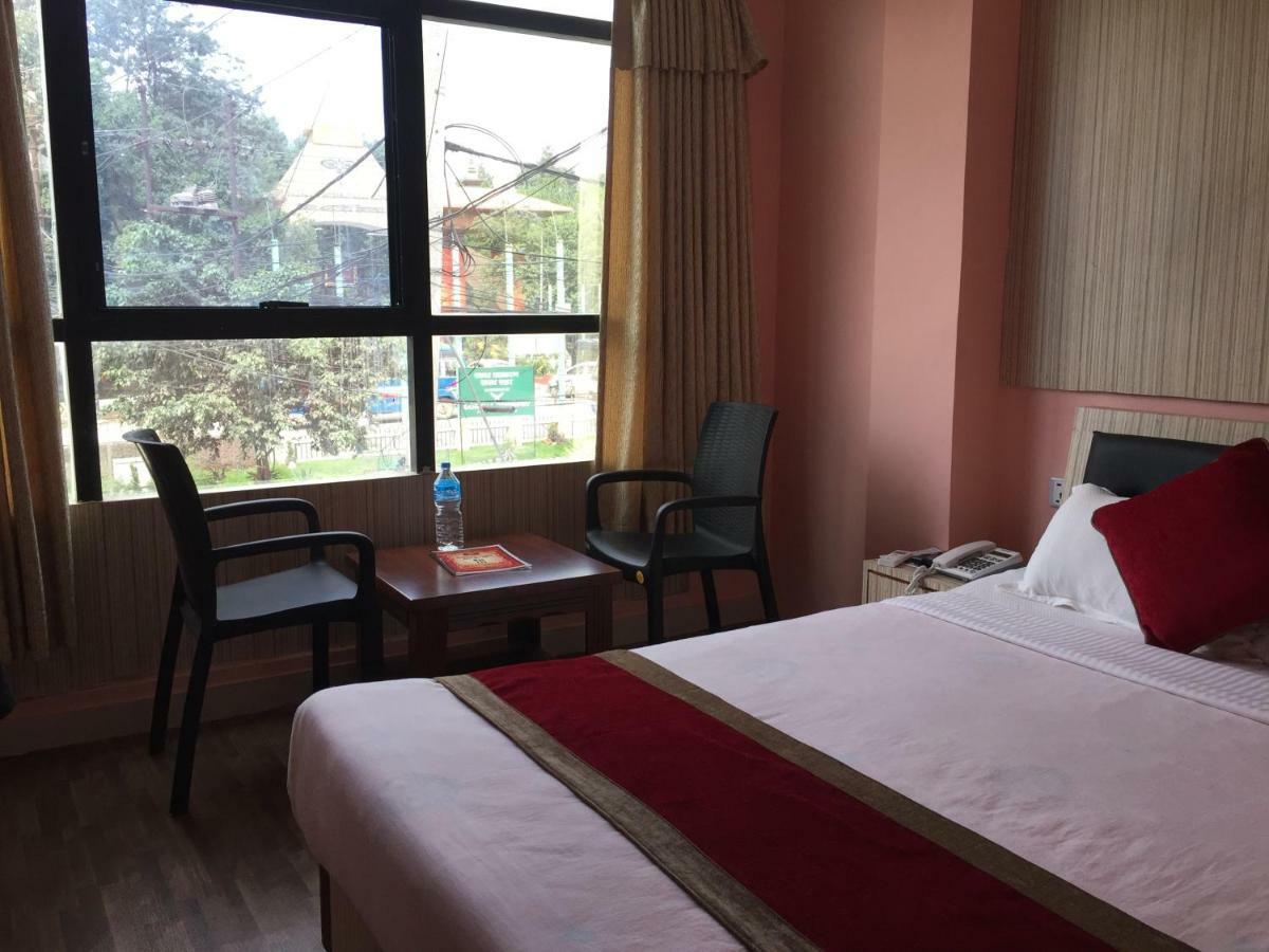 Airport Hotel Katmandu Dış mekan fotoğraf