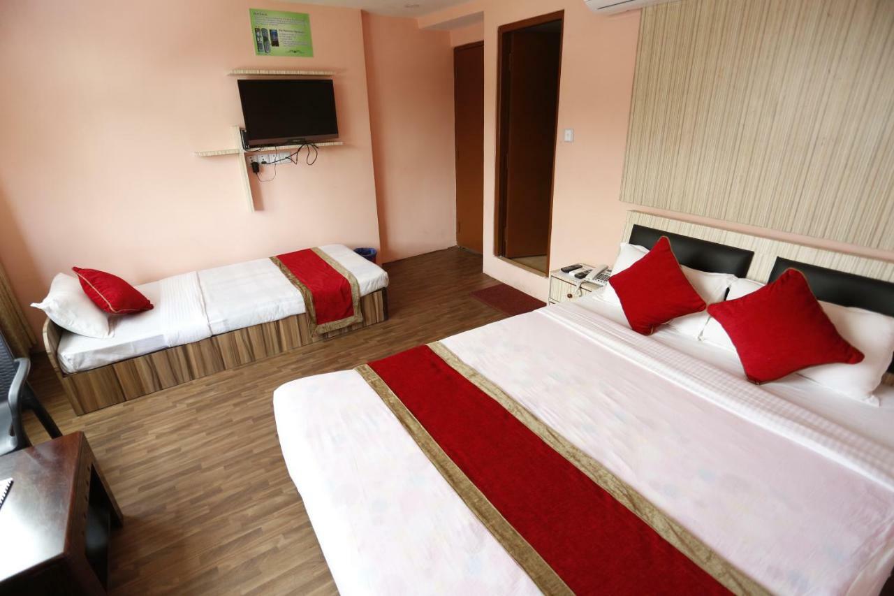 Airport Hotel Katmandu Dış mekan fotoğraf